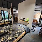 Luxury River Side Apartament, Free Parking קרקוב