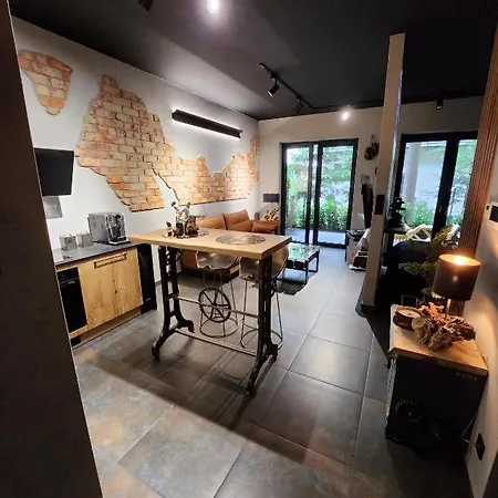 Luxury River Side Apartament, Free Parking Lejlighed *